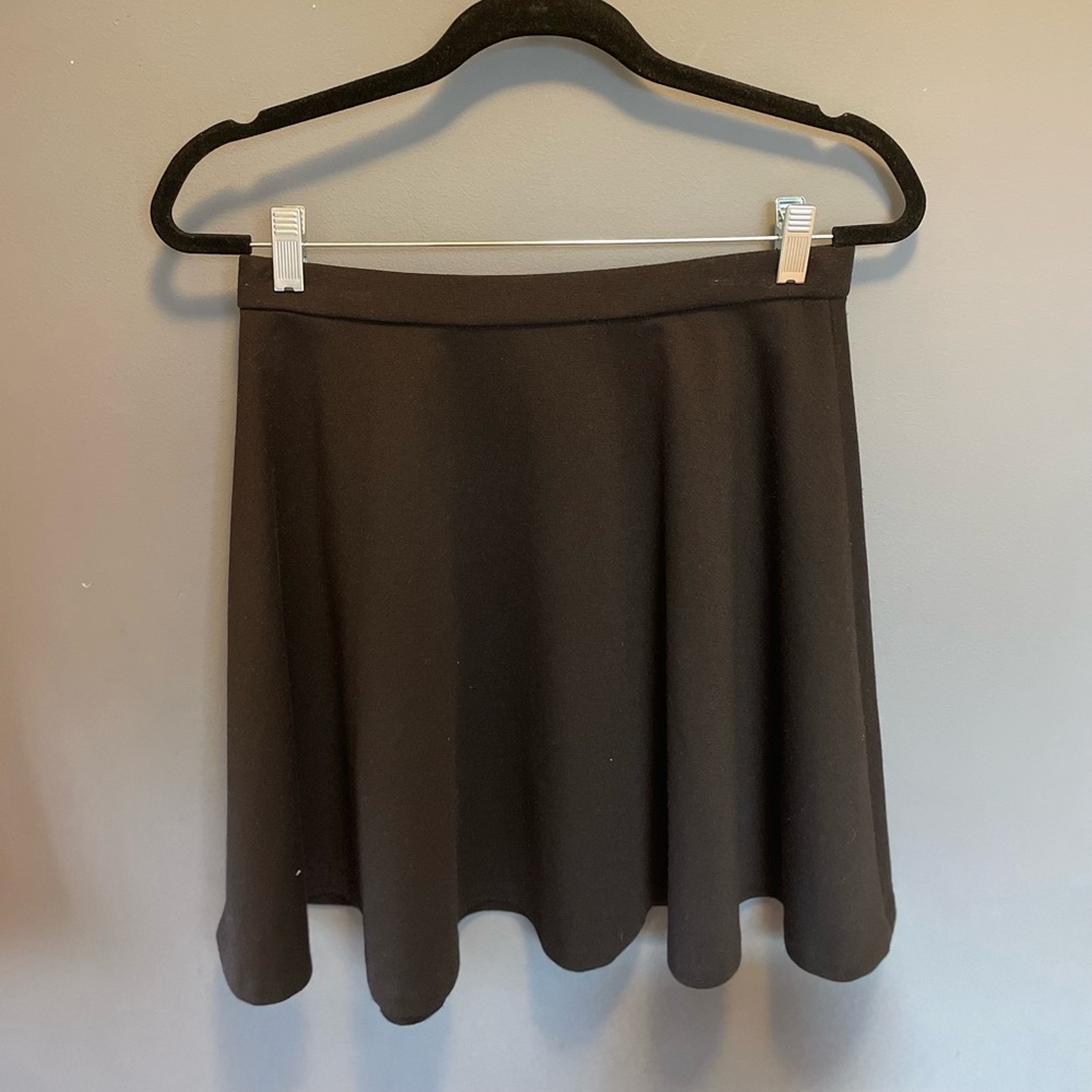 Halogen black skirt - size small - high waist